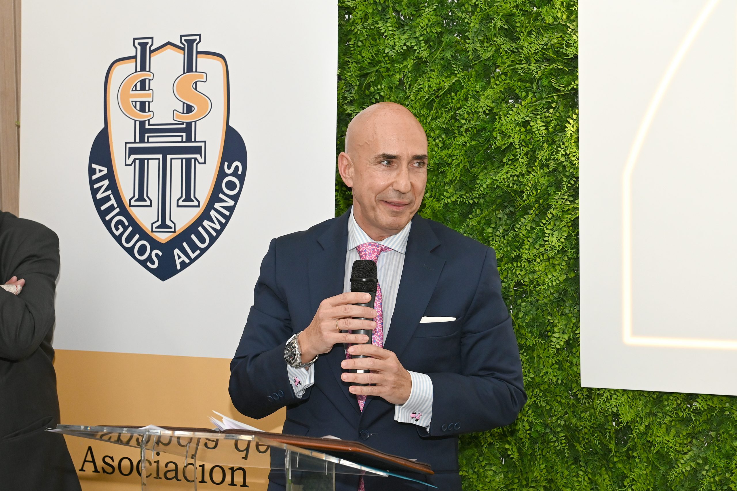 Jaime Martínez junta directiva de la Asociación de Antiguos Alumnos de la Escuela de Hostelería y Turismo